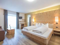 Room Dolomit