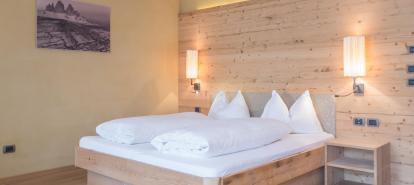 Zimmer Dolomit mit Doppelbett